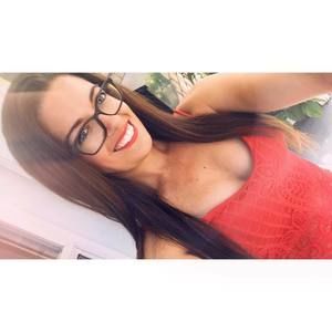 Meet your Posher, Maylissa